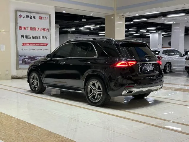Mercedes-Benz GLE (Imported) 2023 GLE 450 4MATIC Luxury type exterior photo 4 Mercedes-Benz GLE (Imported) 2023 GLE 450 4MATIC Luxury type exterior photo 4