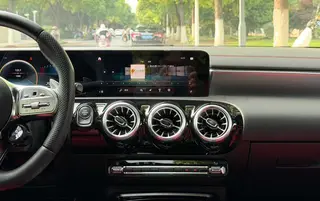 Mercedes-Benz A-Class AMG 2022 AMG A 35 L 4MATIC interior photo 16 Mercedes-Benz A-Class AMG 2022 AMG A 35 L 4MATIC interior photo 16