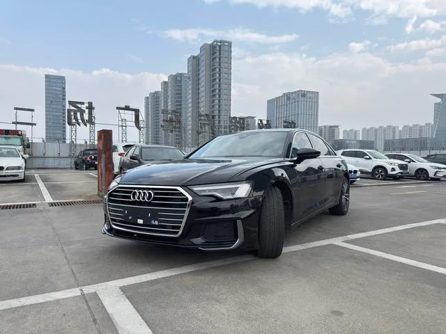 Audi A6L 2023 40 TFSI Deluxe Elegant exterior photo 1 Audi A6L 2023 40 TFSI Deluxe Elegant exterior photo 1