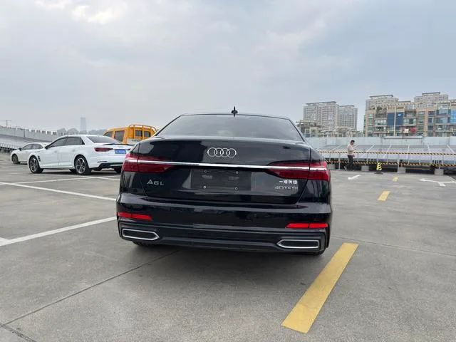 Audi A6L 2023 40 TFSI Deluxe Elegant exterior photo 6 Audi A6L 2023 40 TFSI Deluxe Elegant exterior photo 6