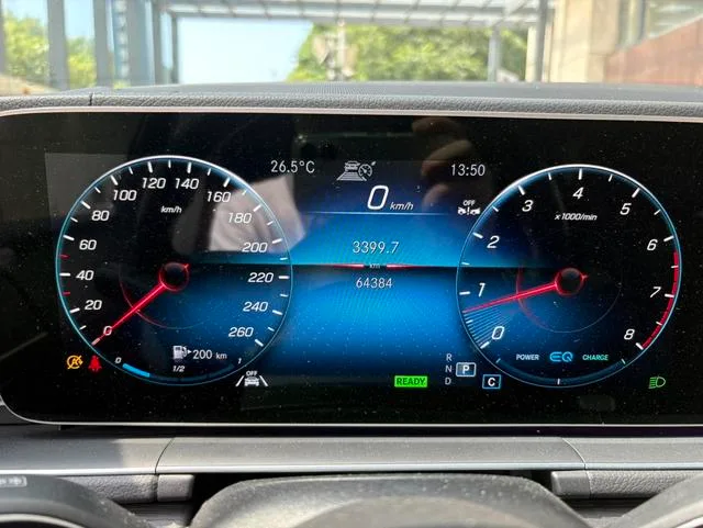 Mercedes-Benz GLE (Imported) 2023 GLE 450 4MATIC De lujo interior foto 10 Mercedes-Benz GLE (Imported) 2023 GLE 450 4MATIC De lujo interior foto 10
