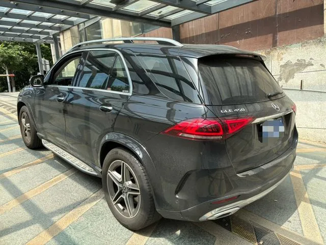 Mercedes-Benz GLE (Imported) 2023 GLE 450 4MATIC De lujo interior foto 13 Mercedes-Benz GLE (Imported) 2023 GLE 450 4MATIC De lujo interior foto 13