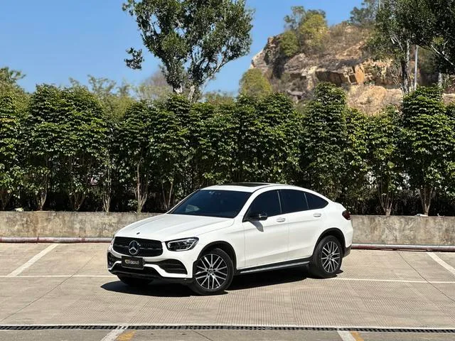 Mercedes-Benz GLC Coupe 2021 GLC 300 4MATIC coupe SUV exterior photo 1 Mercedes-Benz GLC Coupe 2021 GLC 300 4MATIC coupe SUV exterior photo 1
