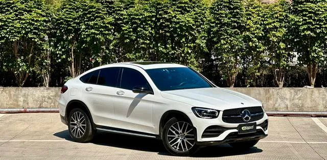 Mercedes-Benz GLC Coupe 2021 GLC 300 4MATIC coupe SUV exterior photo 4 Mercedes-Benz GLC Coupe 2021 GLC 300 4MATIC coupe SUV exterior photo 4