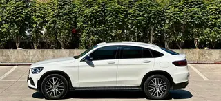 Mercedes-Benz GLC Coupe 2021 GLC 300 4MATIC coupe SUV interior photo 8 Mercedes-Benz GLC Coupe 2021 GLC 300 4MATIC coupe SUV interior photo 8