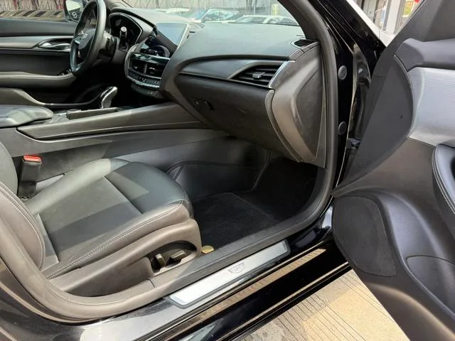 Cadillac CT5 2021 28T Luxury type interior photo 15 Cadillac CT5 2021 28T Luxury type interior photo 15