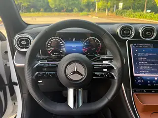 Mercedes-Benz GLC 2023 GLC 260 L 4MATIC De lujo 5 Asiento exterior foto 4 Mercedes-Benz GLC 2023 GLC 260 L 4MATIC De lujo 5 Asiento exterior foto 4