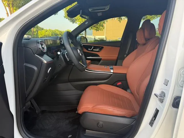 Mercedes-Benz GLC 2023 GLC 260 L 4MATIC De lujo 5 Asiento exterior foto 5 Mercedes-Benz GLC 2023 GLC 260 L 4MATIC De lujo 5 Asiento exterior foto 5