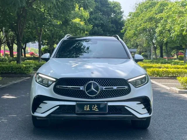 Mercedes-Benz GLC 2023 Restyling GLC 260 L 4MATIC Luxury type 5 seat exterior photo 2 Mercedes-Benz GLC 2023 Restyling GLC 260 L 4MATIC Luxury type 5 seat exterior photo 2