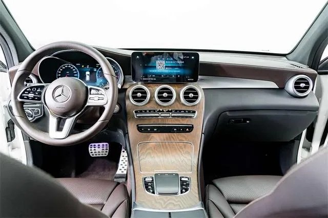 Mercedes-Benz GLC 2022 Restyling GLC 300 L 4MATIC Dynamic Zhenzang Edition interior photo 12 Mercedes-Benz GLC 2022 Restyling GLC 300 L 4MATIC Dynamic Zhenzang Edition interior photo 12