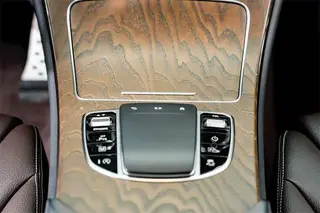 Mercedes-Benz GLC 2022 Restyling GLC 300 L 4MATIC Dynamic Zhenzang Edition interior photo 14 Mercedes-Benz GLC 2022 Restyling GLC 300 L 4MATIC Dynamic Zhenzang Edition interior photo 14