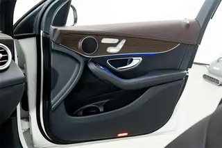 Mercedes-Benz GLC 2022 Restyling GLC 300 L 4MATIC Dynamic Zhenzang Edition interior photo 15 Mercedes-Benz GLC 2022 Restyling GLC 300 L 4MATIC Dynamic Zhenzang Edition interior photo 15