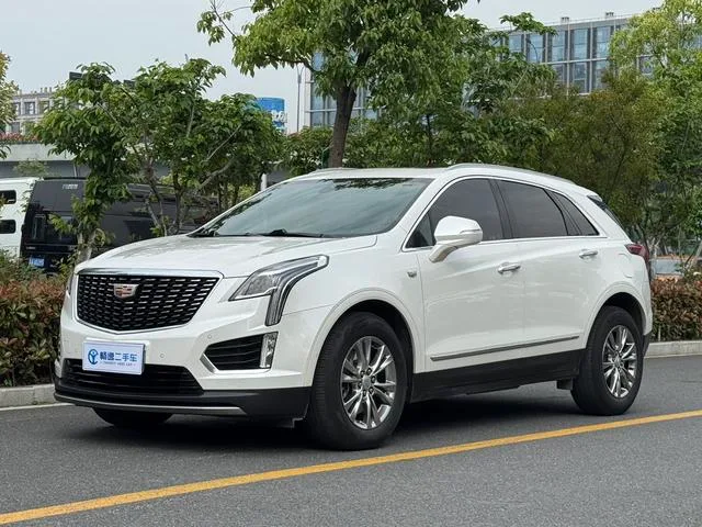Cadillac XT5 2022 2.0T Modèle de luxe à deux roues motrices extérieur photo 1 Cadillac XT5 2022 2.0T Modèle de luxe à deux roues motrices extérieur photo 1