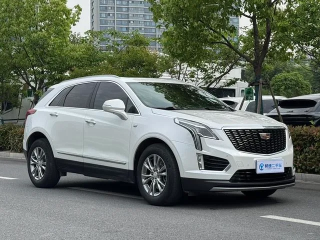 Cadillac XT5 2022 2.0T Modèle de luxe à deux roues motrices extérieur photo 3 Cadillac XT5 2022 2.0T Modèle de luxe à deux roues motrices extérieur photo 3
