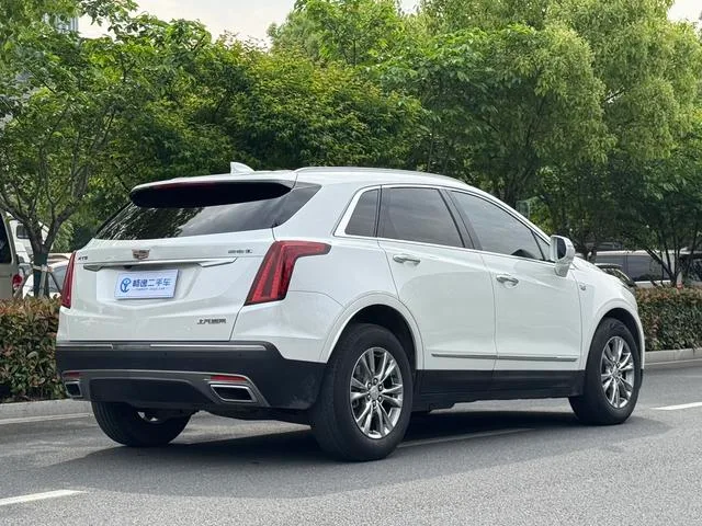 Cadillac XT5 2022 2.0T Modèle de luxe à deux roues motrices extérieur photo 4 Cadillac XT5 2022 2.0T Modèle de luxe à deux roues motrices extérieur photo 4