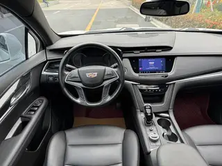 Cadillac XT5 2022 2.0T Modèle de luxe à deux roues motrices intérieur photo 18 Cadillac XT5 2022 2.0T Modèle de luxe à deux roues motrices intérieur photo 18