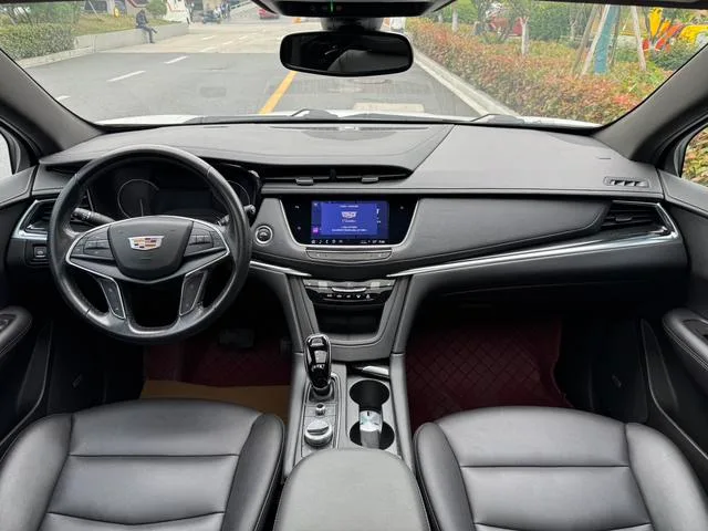 Cadillac XT5 2022 2.0T Modèle de luxe à deux roues motrices intérieur photo 19 Cadillac XT5 2022 2.0T Modèle de luxe à deux roues motrices intérieur photo 19