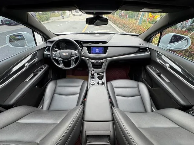 Cadillac XT5 2022 2.0T Modèle de luxe à deux roues motrices intérieur photo 20 Cadillac XT5 2022 2.0T Modèle de luxe à deux roues motrices intérieur photo 20