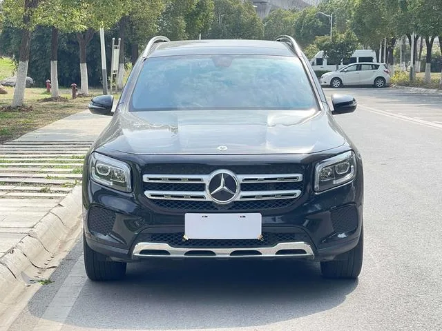 Mercedes-Benz GLB 2022 Restyling GLB 200 Fashionable exterior photo 3