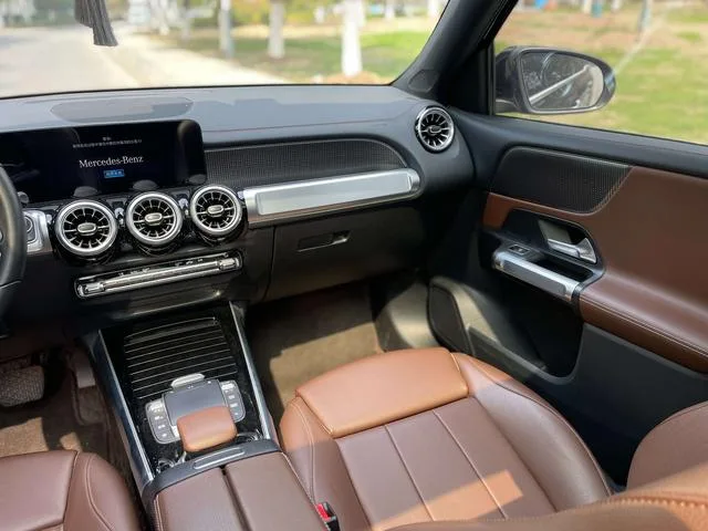 Mercedes-Benz GLB 2022 Restyling GLB 200 Fashionable interior photo 19