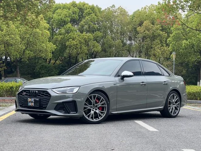 Audi S4 2022 3.0TFSI exterior photo 1 Audi S4 2022 3.0TFSI exterior photo 1