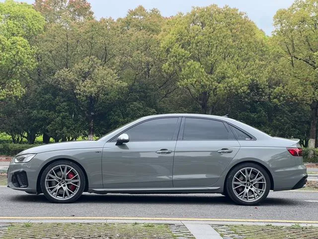 Audi S4 2022 3.0TFSI exterior photo 4 Audi S4 2022 3.0TFSI exterior photo 4