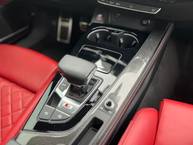 Audi S4 2022 3.0TFSI interior photo 11 Audi S4 2022 3.0TFSI interior photo 11