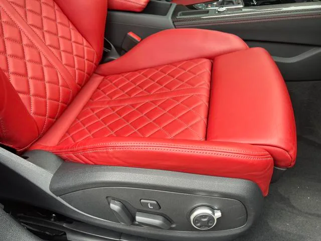 Audi S4 2022 3.0TFSI interior photo 14 Audi S4 2022 3.0TFSI interior photo 14