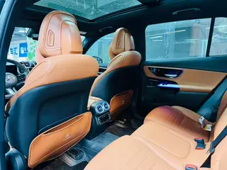 Mercedes-Benz GLC 2025 GLC 300 L 4MATIC Dinámico 5 Asiento interior foto 9 Mercedes-Benz GLC 2025 GLC 300 L 4MATIC Dinámico 5 Asiento interior foto 9