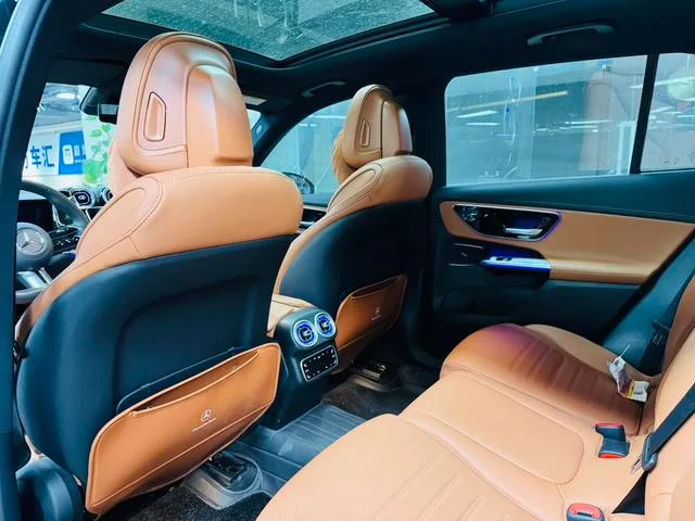 Mercedes-Benz GLC 2025 GLC 300 L 4MATIC Dinámico 5 Asiento interior foto 9 Mercedes-Benz GLC 2025 GLC 300 L 4MATIC Dinámico 5 Asiento interior foto 9