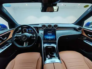 Mercedes-Benz GLC 2023 GLC 300 L 4MATIC De lujo 7 Asiento interior foto 11 Mercedes-Benz GLC 2023 GLC 300 L 4MATIC De lujo 7 Asiento interior foto 11