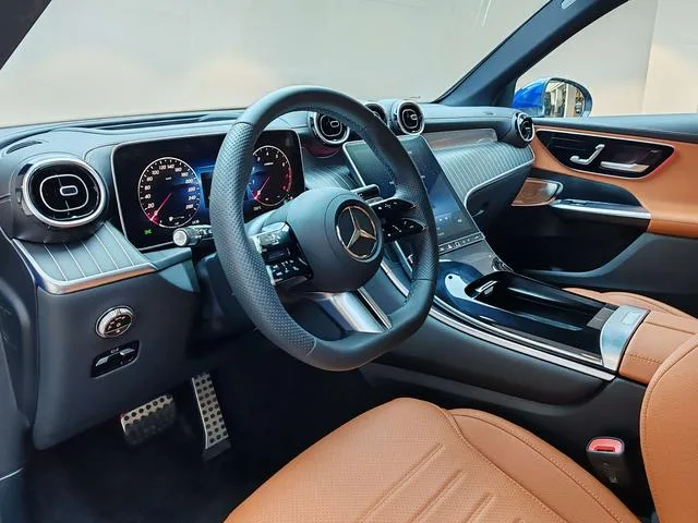 Mercedes-Benz GLC 2023 GLC 300 L 4MATIC De lujo 7 Asiento interior foto 13 Mercedes-Benz GLC 2023 GLC 300 L 4MATIC De lujo 7 Asiento interior foto 13
