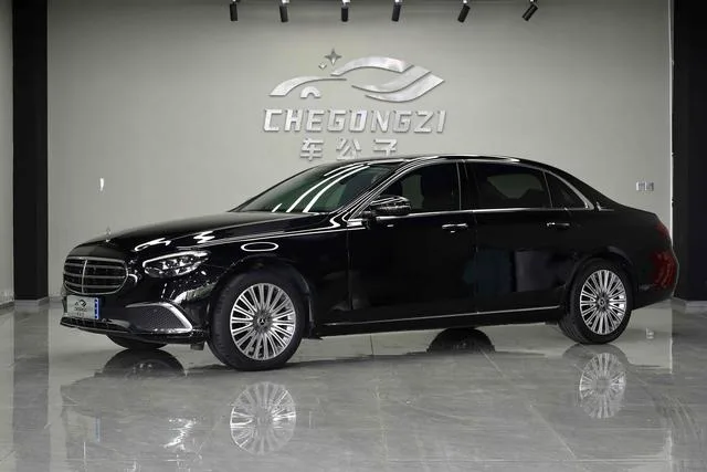 Mercedes-Benz E-Class 2022 E 300 L Luxury type Passenger car exterior photo 1 Mercedes-Benz E-Class 2022 E 300 L Luxury type Passenger car exterior photo 1