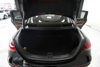 Mercedes-Benz E-Class 2022 E 300 L Luxury type Passenger car interior photo 17 Mercedes-Benz E-Class 2022 E 300 L Luxury type Passenger car interior photo 17