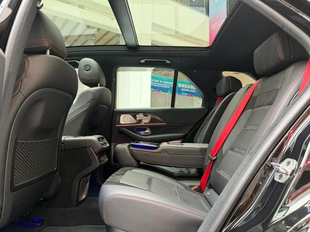 Mercedes-Benz GLE AMG 2020 AMG GLE 53 4MATIC interior foto 17 Mercedes-Benz GLE AMG 2020 AMG GLE 53 4MATIC interior foto 17