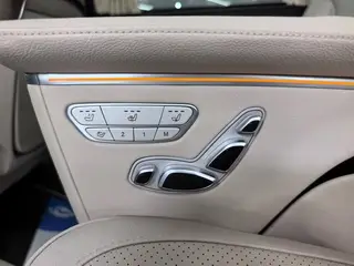 Mercedes-Benz V-Class 2022 V 260 Premium Edition interior photo 18 Mercedes-Benz V-Class 2022 V 260 Premium Edition interior photo 18