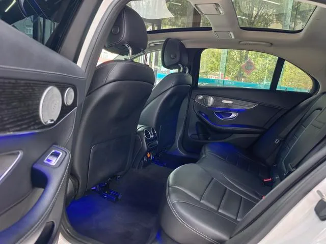 Mercedes-Benz C-Class 2021 C 260 L Sports Star Yao Zhen Tibetan Edition interior photo 14 Mercedes-Benz C-Class 2021 C 260 L Sports Star Yao Zhen Tibetan Edition interior photo 14