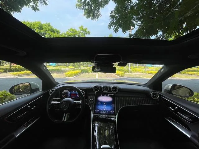 Mercedes-Benz GLC 2023 Restyling GLC 260 L 4MATIC Luxury type 5 seat exterior photo 6 Mercedes-Benz GLC 2023 Restyling GLC 260 L 4MATIC Luxury type 5 seat exterior photo 6