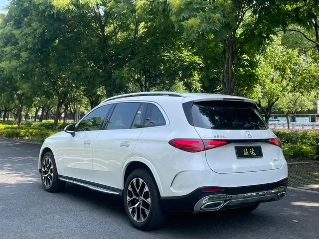 Mercedes-Benz GLC 2023 Restyling GLC 260 L 4MATIC Luxury type 5 seat exterior photo 9 Mercedes-Benz GLC 2023 Restyling GLC 260 L 4MATIC Luxury type 5 seat exterior photo 9