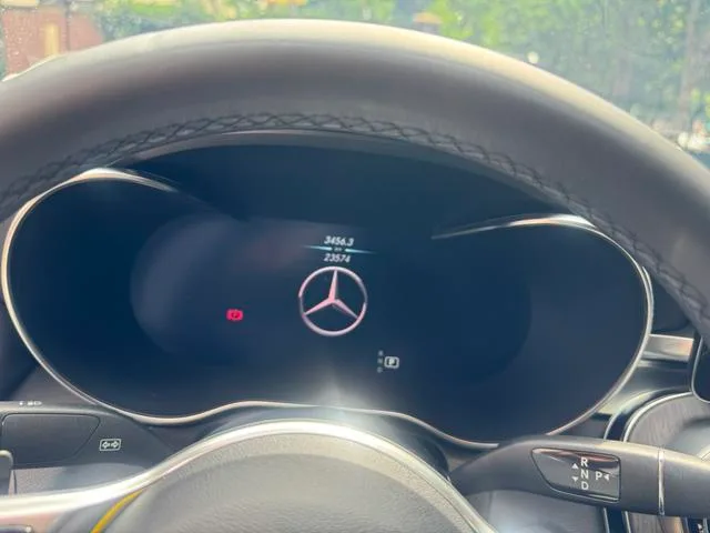 Mercedes-Benz GLC Coupe 2022 GLC 300 4MATIC Coupé SUV interior foto 8 Mercedes-Benz GLC Coupe 2022 GLC 300 4MATIC Coupé SUV interior foto 8
