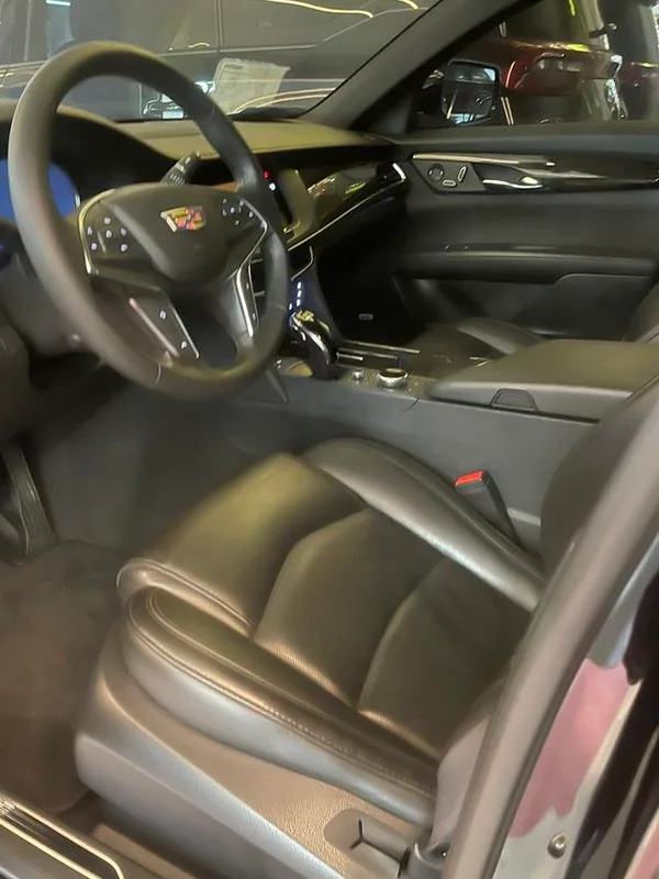 Cadillac CT6 2022 28T Estilo de moda exterior foto 3