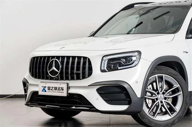Mercedes-Benz GLB AMG 2023 AMG GLB 35 4MATIC exterior foto 3 Mercedes-Benz GLB AMG 2023 AMG GLB 35 4MATIC exterior foto 3