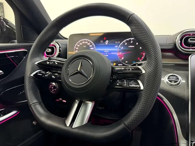 Mercedes-Benz C-Class 2024 C 260 L Versión deportiva interior foto 13 Mercedes-Benz C-Class 2024 C 260 L Versión deportiva interior foto 13