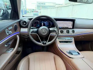 Mercedes-Benz E-Class 2022 Trois lifting E 300 L Style tendance Voiture extérieur photo 8 Mercedes-Benz E-Class 2022 Trois lifting E 300 L Style tendance Voiture extérieur photo 8
