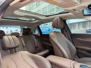 Mercedes-Benz E-Class 2022 Trois lifting E 300 L Style tendance Voiture intérieur photo 13 Mercedes-Benz E-Class 2022 Trois lifting E 300 L Style tendance Voiture intérieur photo 13