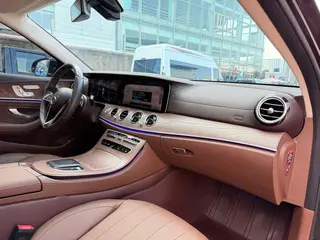 Mercedes-Benz E-Class 2022 Trois lifting E 300 L Style tendance Voiture intérieur photo 17 Mercedes-Benz E-Class 2022 Trois lifting E 300 L Style tendance Voiture intérieur photo 17