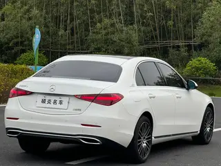 Mercedes-Benz C-Class 2024 Three changes C 260 L interior photo 9 Mercedes-Benz C-Class 2024 Three changes C 260 L interior photo 9