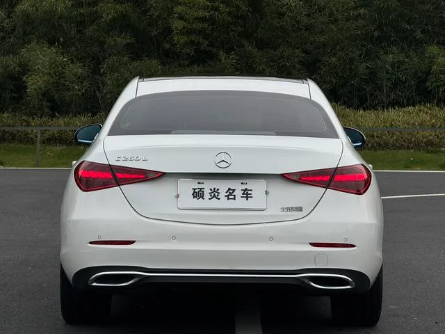 Mercedes-Benz C-Class 2024 Three changes C 260 L interior photo 10 Mercedes-Benz C-Class 2024 Three changes C 260 L interior photo 10