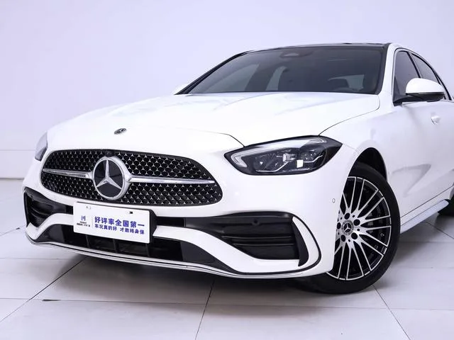 Mercedes-Benz C-Class 2023 C 260 L Versión deportiva exterior foto 4 Mercedes-Benz C-Class 2023 C 260 L Versión deportiva exterior foto 4