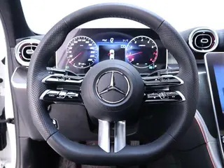 Mercedes-Benz C-Class 2023 C 260 L Versión deportiva interior foto 17 Mercedes-Benz C-Class 2023 C 260 L Versión deportiva interior foto 17
